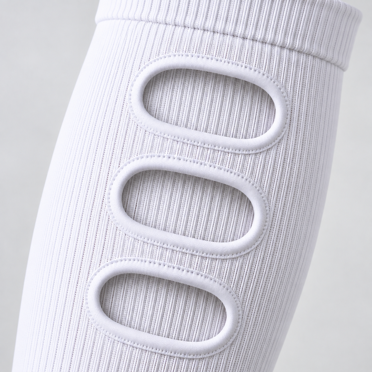 White Pro-Cut Sleeve, Aero style, close-up detail